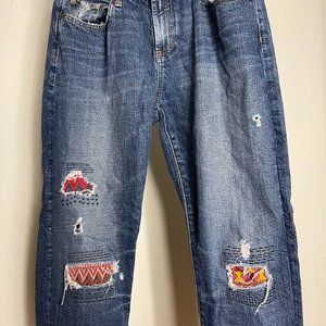 Chic Patch Jeans